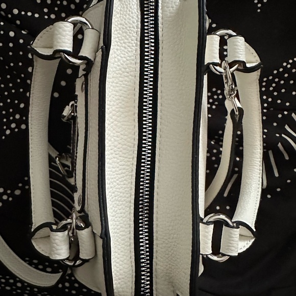 Call It Spring Small White Vegan Leather Purse (Jonie) - Picture 3 of 5